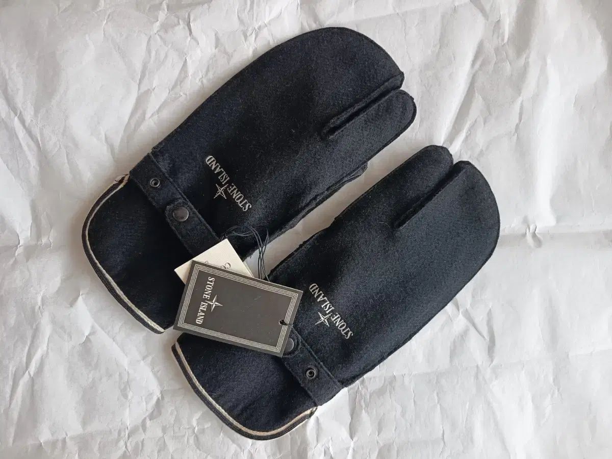 STONE ISLAND ストーンアイランド 正規品 手袋