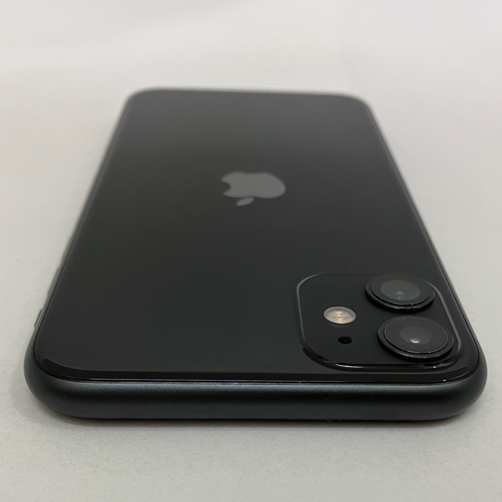 極美品 iPhone11 64GB ブラック SIMフリー - メルカリ