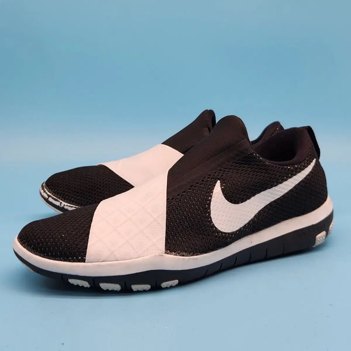 NIKE ナイキ Free! フリー カーネッ トメッシュ トレーニングシューズ トレーナー 230