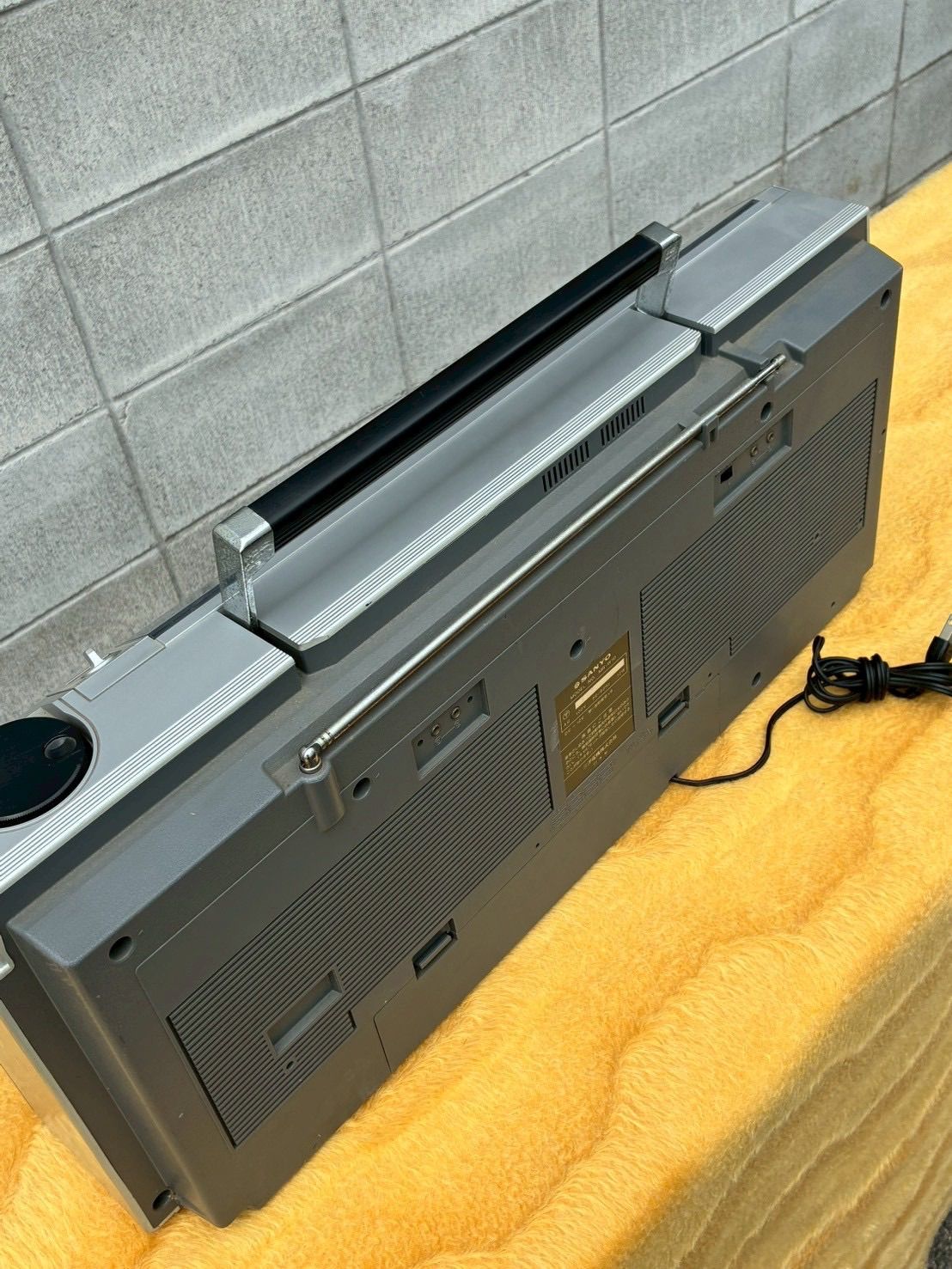 動作未確認 SANYO MR-W10 ダブルカセットデッキ ラジカセ サンヨー