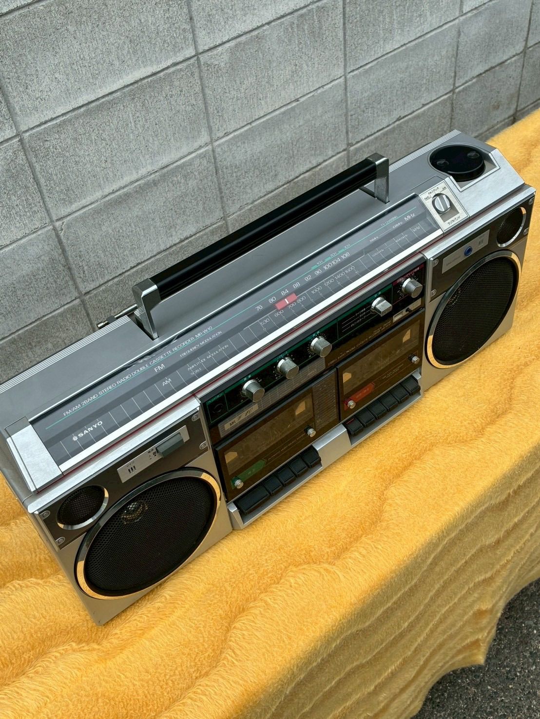 動作未確認 SANYO MR-W10 ダブルカセットデッキ ラジカセ サンヨー