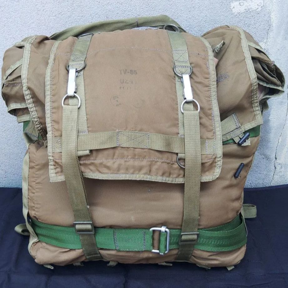 【チェコ軍】パラシュートバック