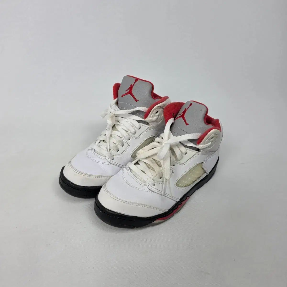 ナイキ キッズ エア ジョーダン 5 レトロ FIRE RED スニーカー 190