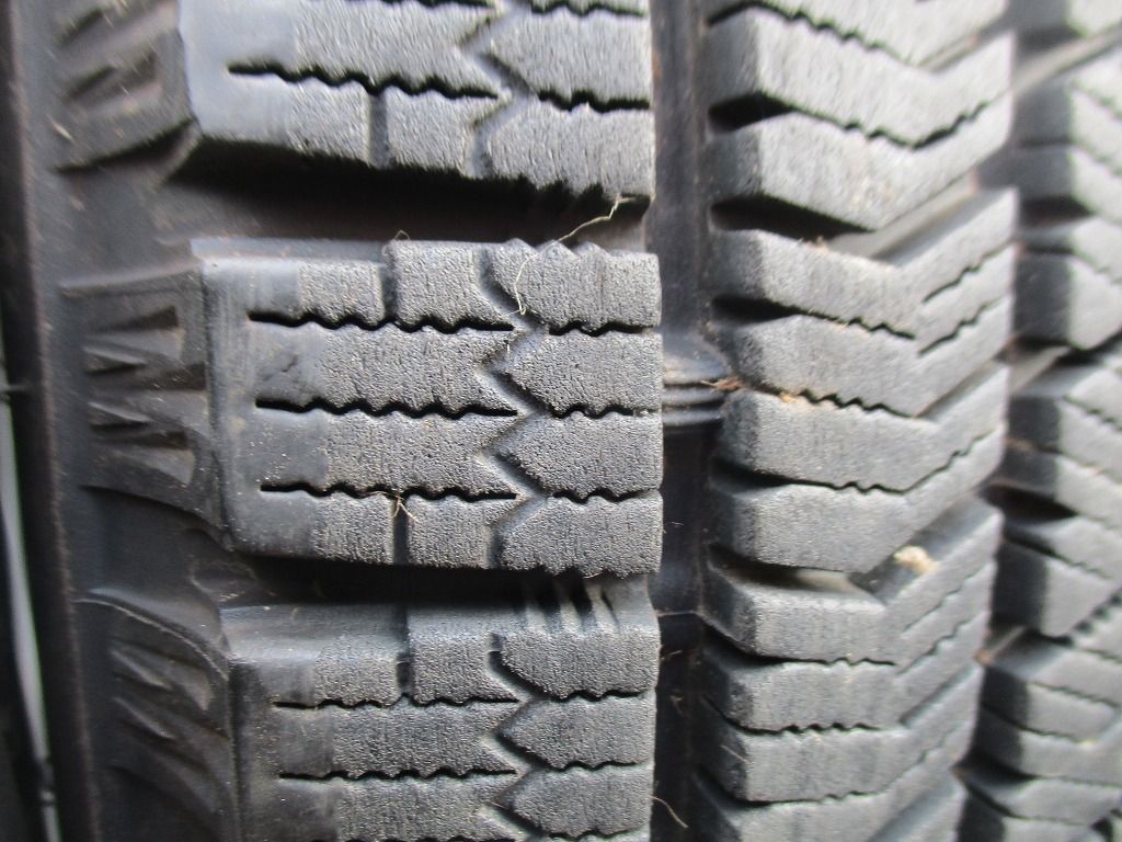 ★☆175/65R15 84Q ブリヂスン BLIZZAK VRX2 スタッドレス 2021年製 4本 送料込 T69681219☆★インボイス領収書発行可能
