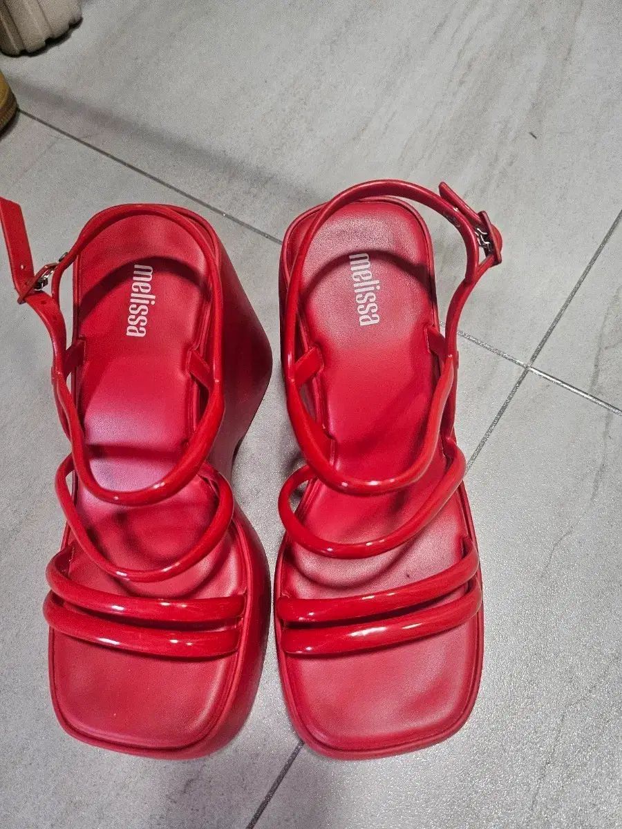 Melissa(メリッサ) ゼリー サンダル レッド