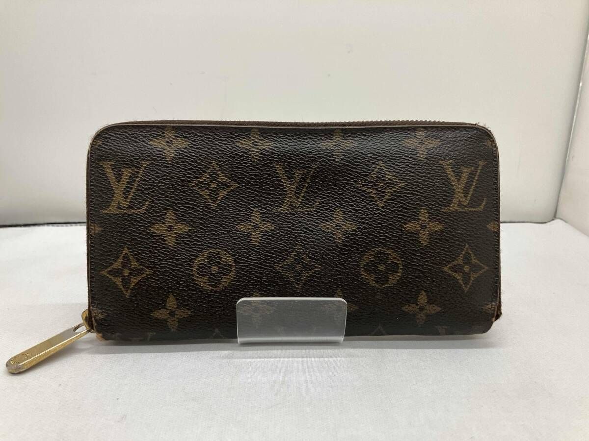 LOUIS VUITTON ルイヴィトン モノグラム ジッピーウォレットM42616 長財布