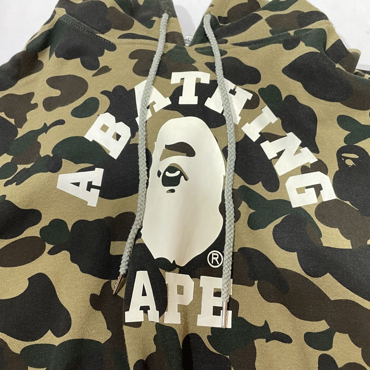 A BATHING APE ア・ベイシング・エイプ プルオーバー パーカー