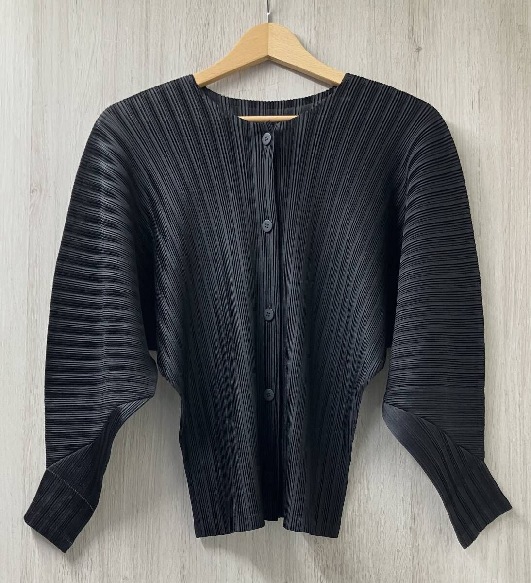 レディース PLEATS PLEASE 長袖 黒 サイズ3 イッセイミヤケ
