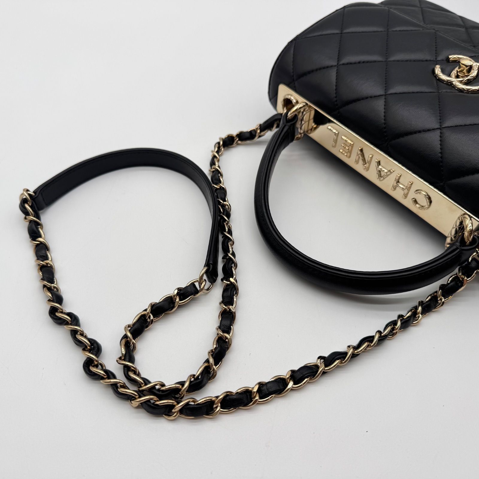 極美品✨CHANEL シャネル ショルダーバッグ トップハンドル マトラッセ