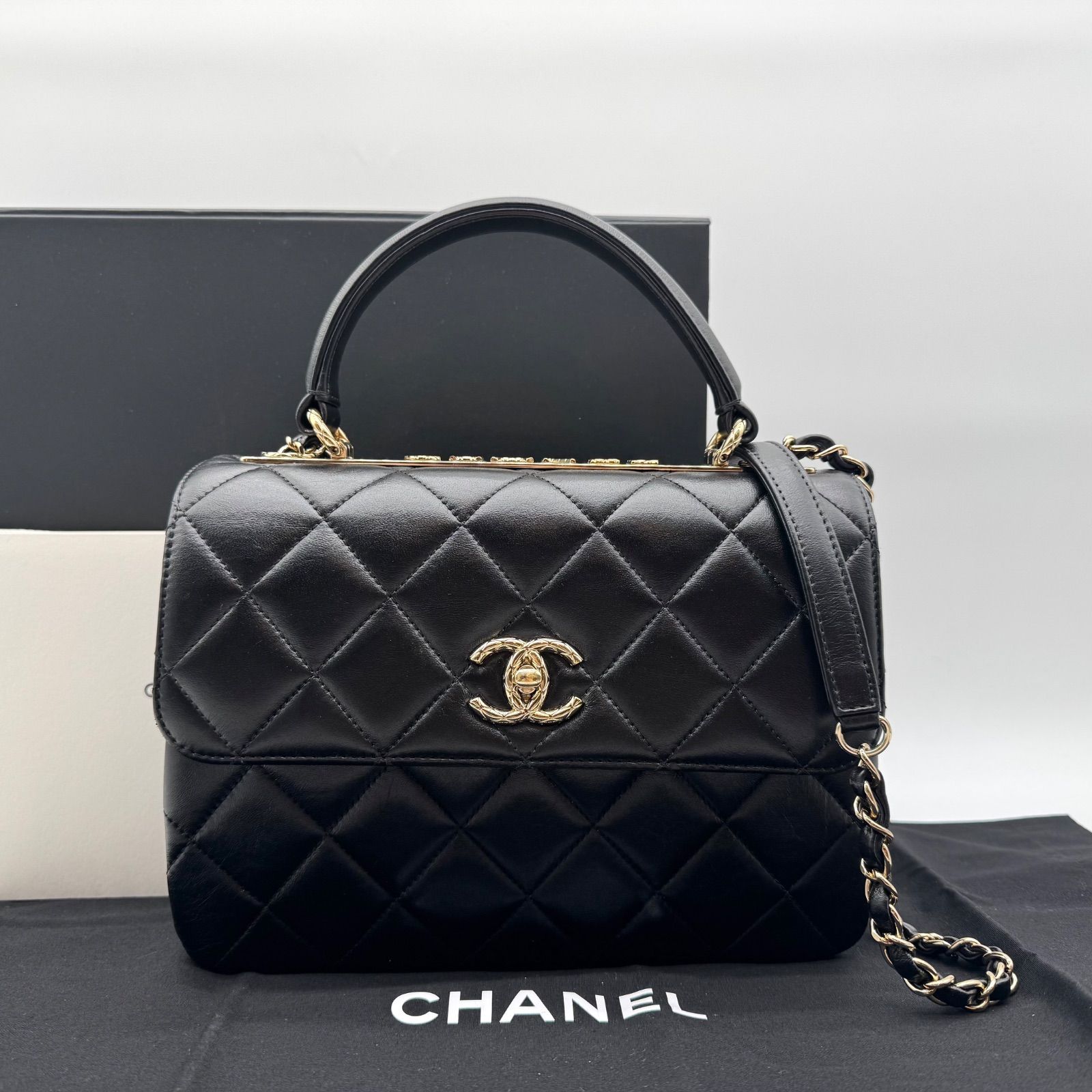 極美品✨CHANEL シャネル ショルダーバッグ トップハンドル マトラッセ
