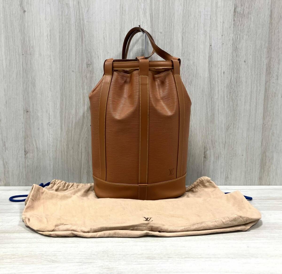 LOUIS VUITTON ルイヴィトン エピ ランドネPM バッグ フランス製