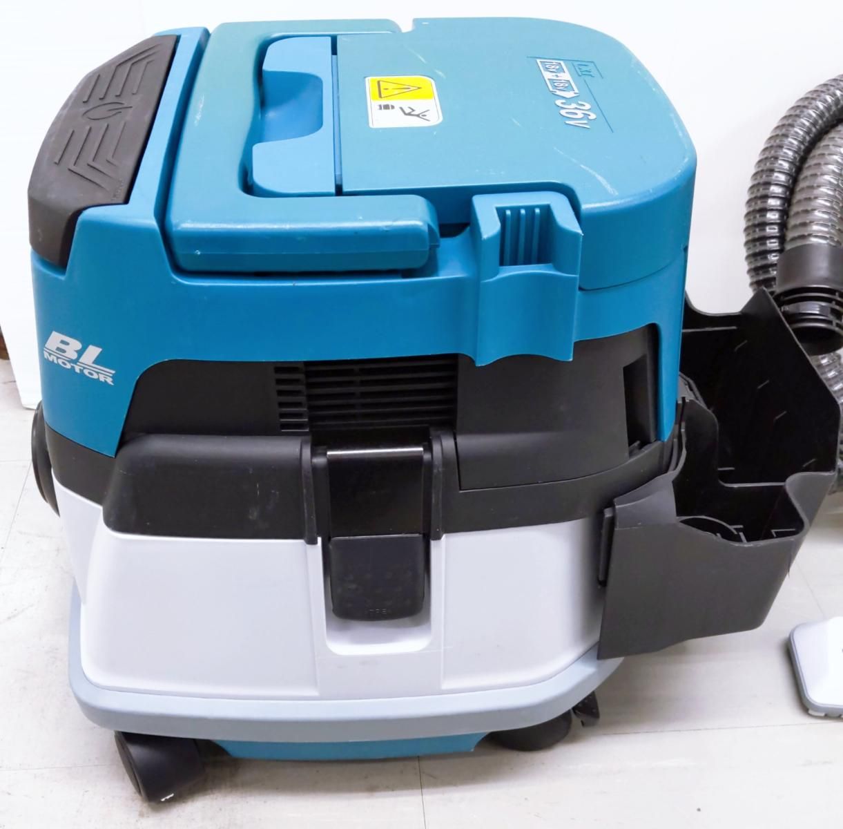 Makita BL MOTOR 36V キャニスター掃除機 Makita BL MOTOR 36V キャニスター掃除機 充電式清掃用品シリーズ