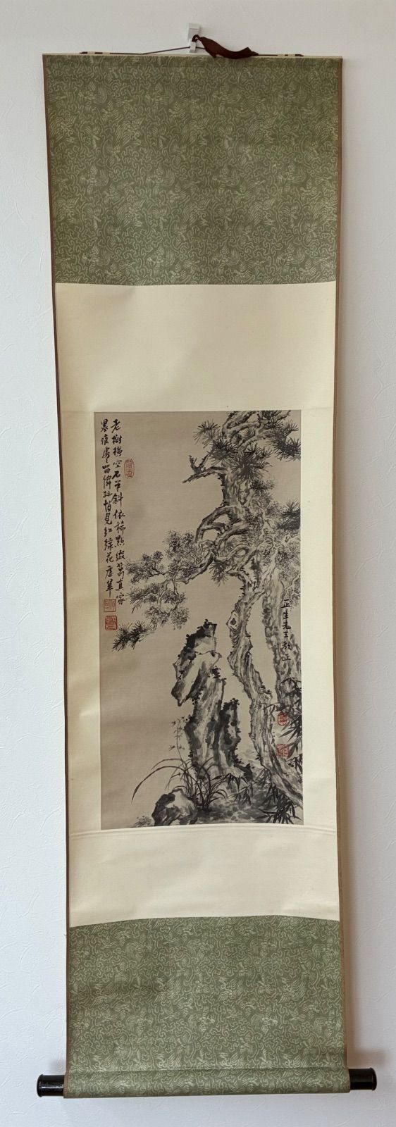 中国古玩 中国美術 海派 松石蘭竹図 掛け軸 紙本 文人画