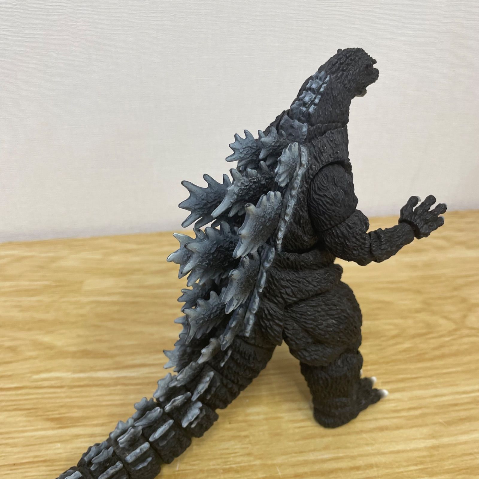 □S.H.MonsterArts ゴジラ フィギュア 本体のみ A26-1900 - メルカリ