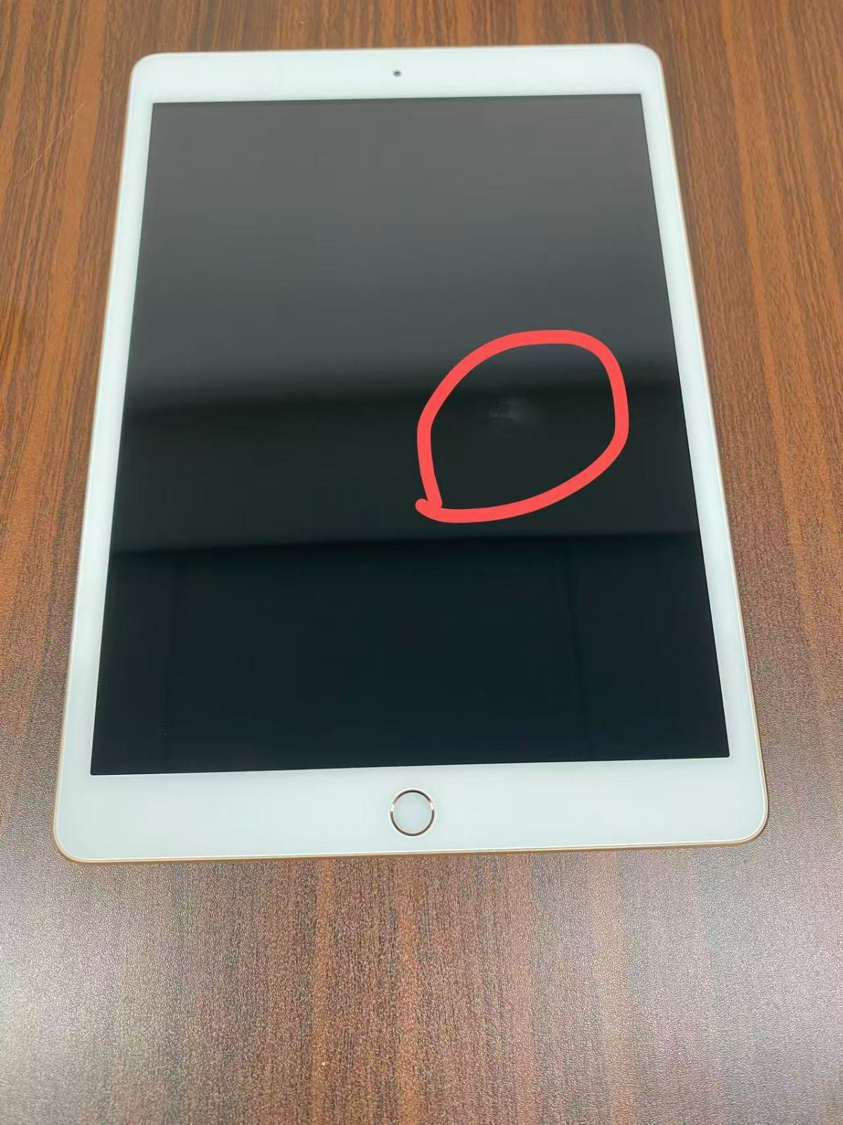 ジャンク】iPad 第7世代 128GB Gold Wi-Fi - メルカリ
