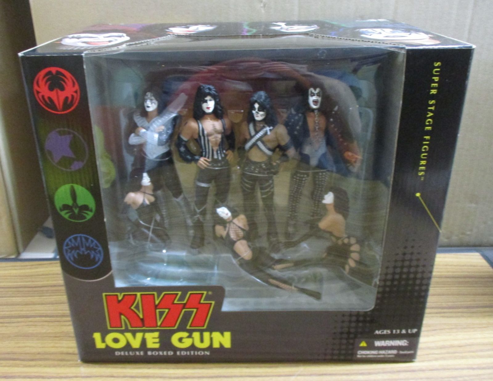 マクファーレン KISS LOVE GUN 未開封品
