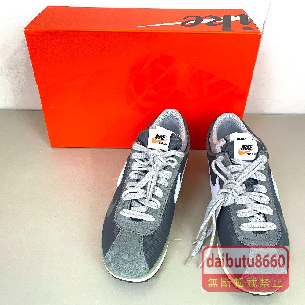 03w26871【タグ/箱付き美品】sacai × Nike Zoom Cortez Iron Grey