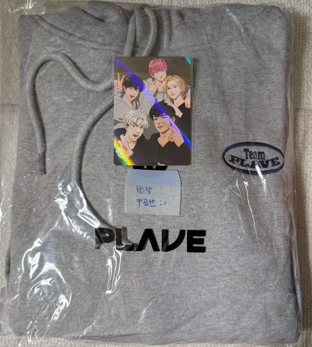 プレイブ フードTシャツ+2024 誕生日キット (夜はウナ)