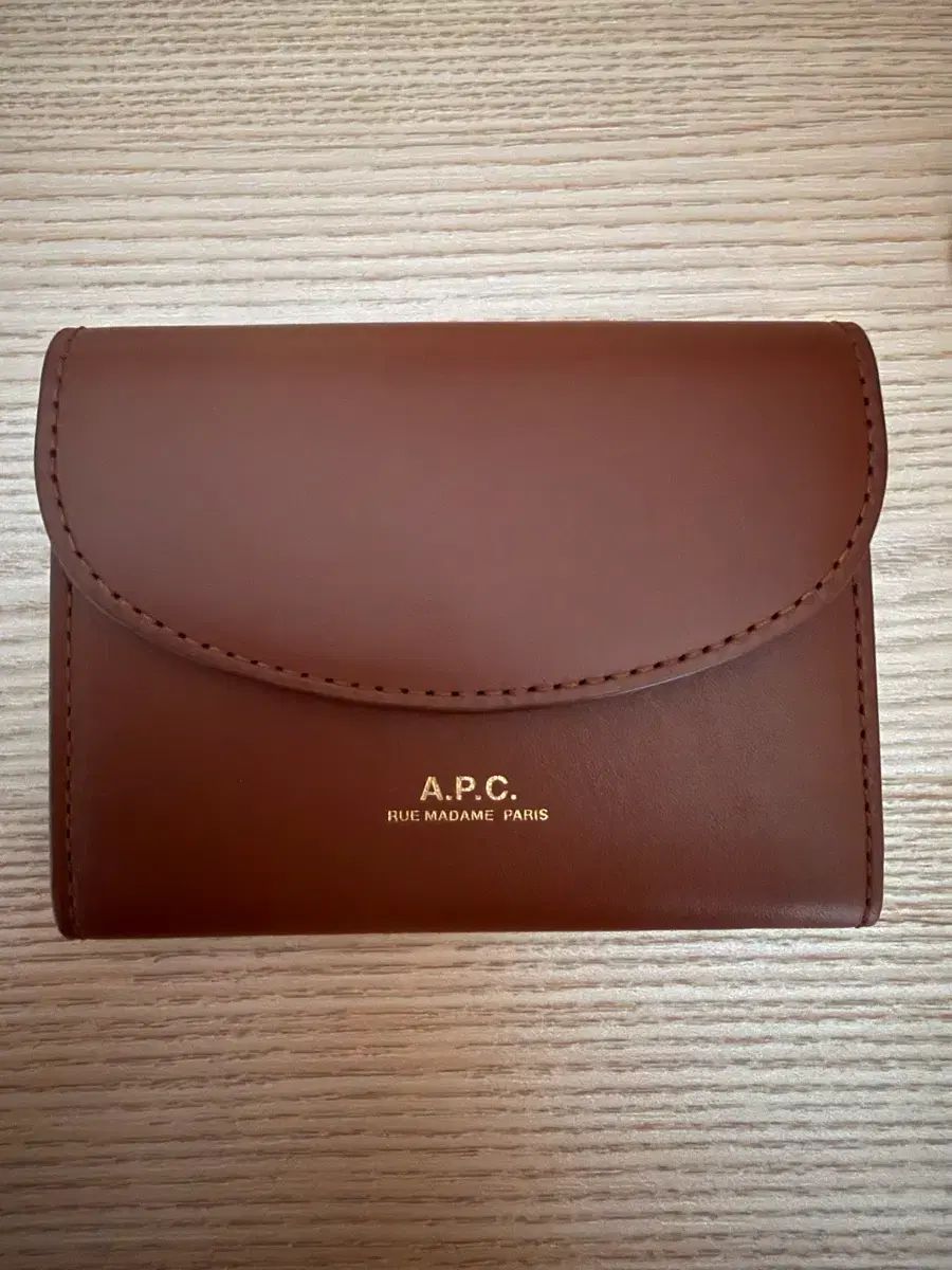A.P.C. アーペーセー ジュネーブ 財布 出品