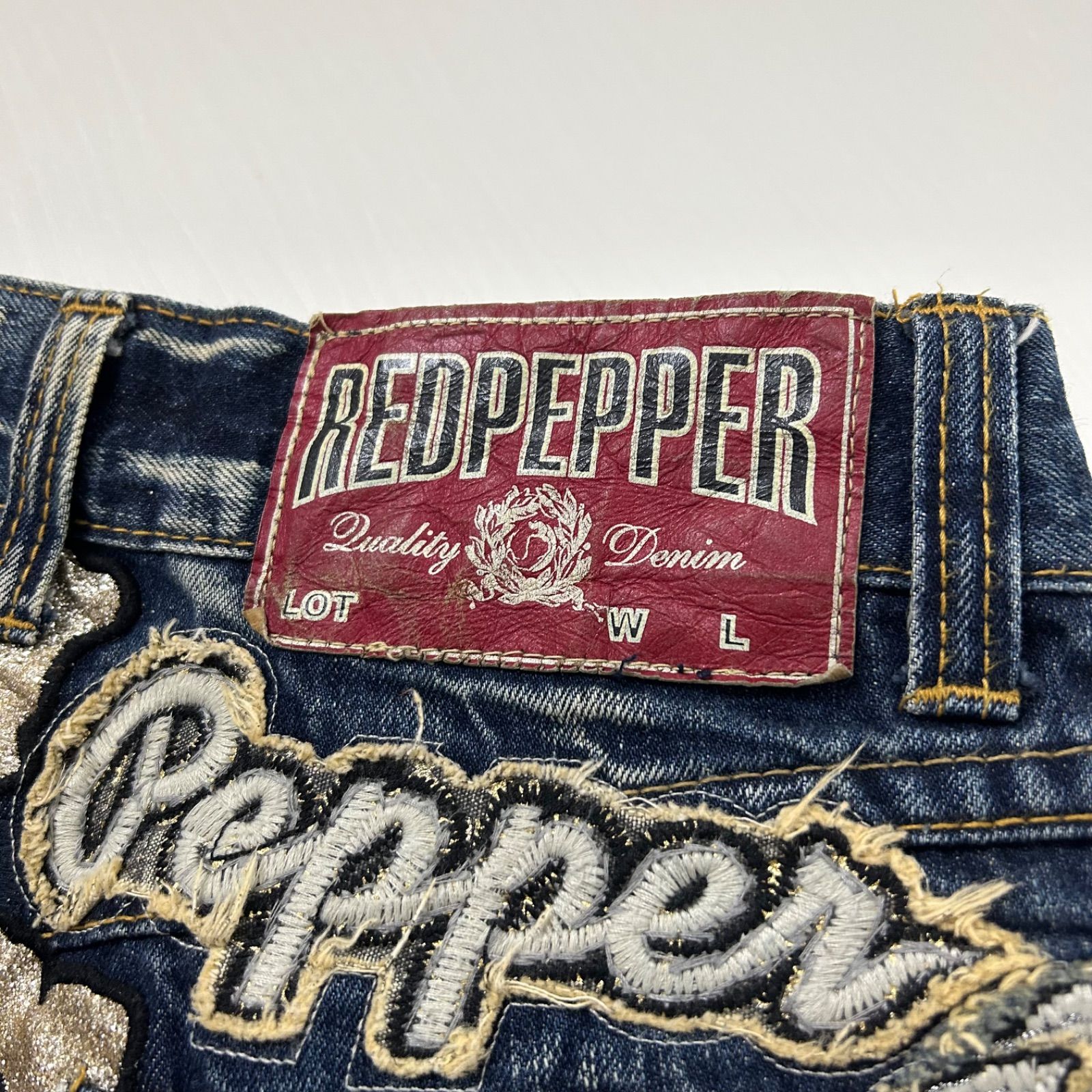 スカル装飾 ウィング刺繍 デニム 【Red Pepper】 - メルカリ