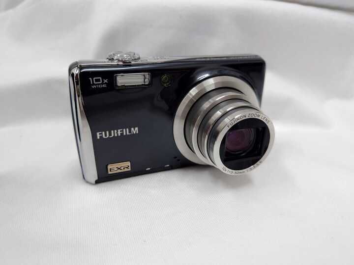 FUJIFILM 富士フィルム FinePix F70EXR ブラック 稼働品 - メルカリ