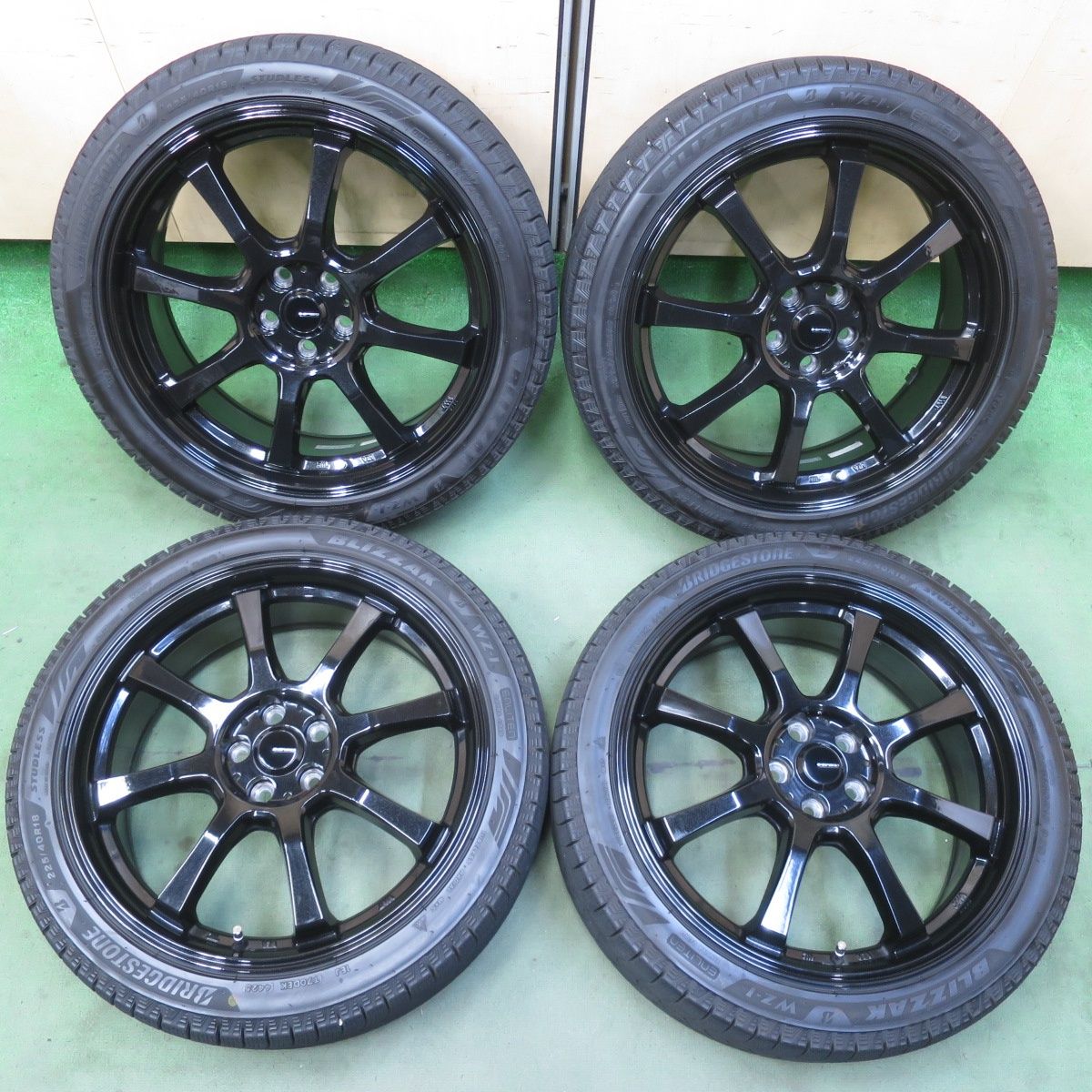バリ溝!25年!キレイ!ほぼ10分★スタッドレス 225/40R18 ブリヂストン ブリザック WZ-1 G-SPEED Gスピード 18インチ PCD100/5H★6052504イス
