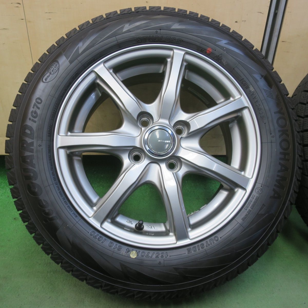 ほぼ未使用！25年！キレイ☆スタッドレス 165/70R14 ヨコハマ アイス 