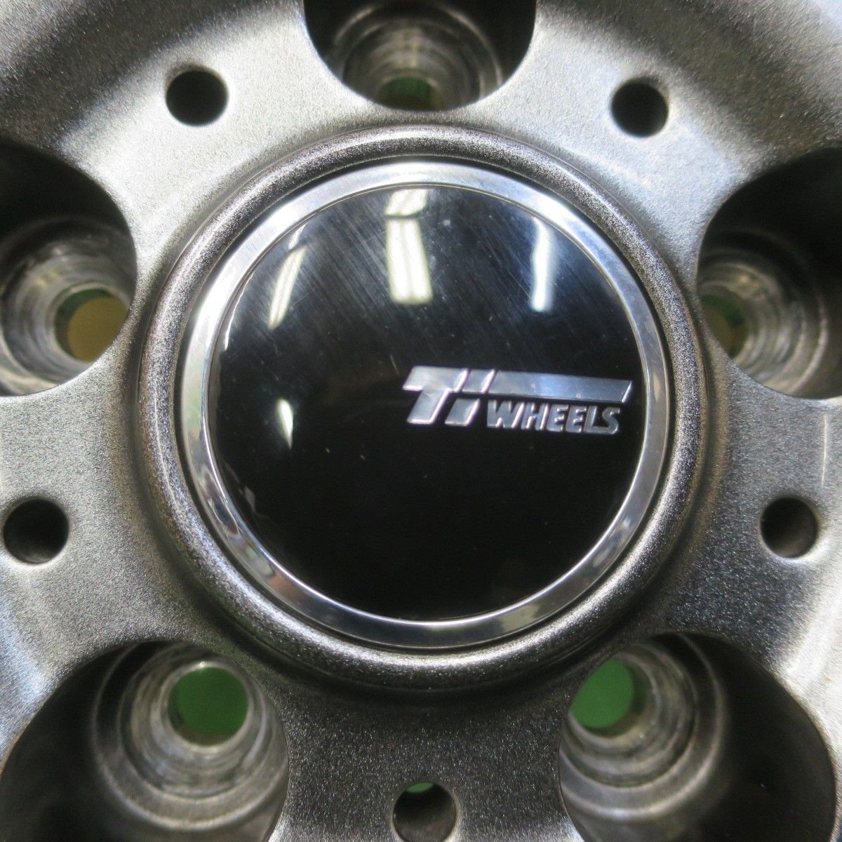 バリ溝！23年！キレイ！9分☆スタッドレス 195/65R15 ダンロップ