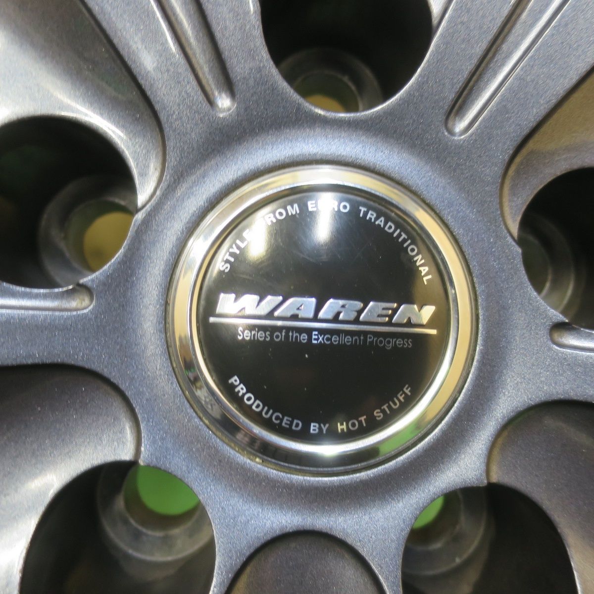 バリ溝！22年！キレイ！8.5分☆スタッドレス 225/65R17 ヨコハマ 