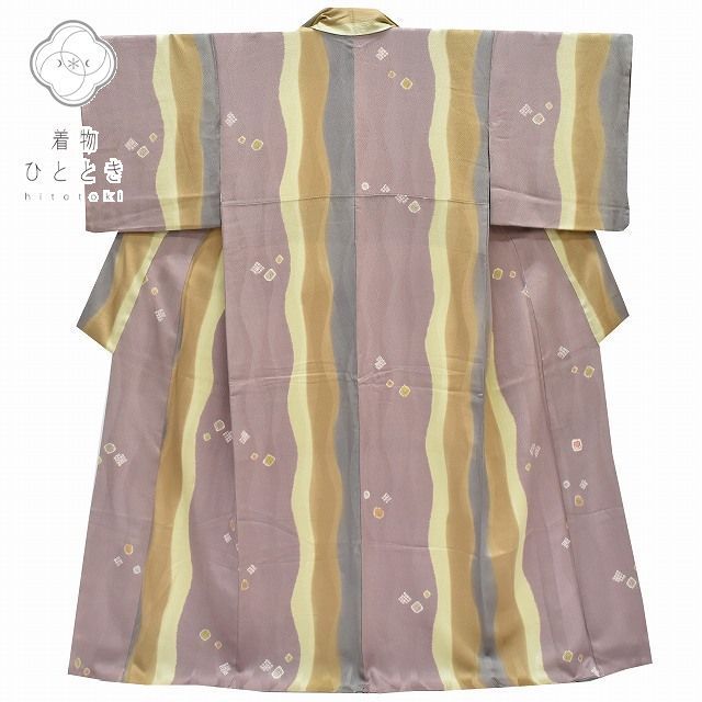 小紋 リサイクル着物 身丈160cm 裄丈65.5cm 正絹 縮緬 落款有り 絞り M ちょっとふくよかL 紫色系 よろけ縞文様 上質 セミフォーマル 春 夏 秋 冬 仕立て上がり