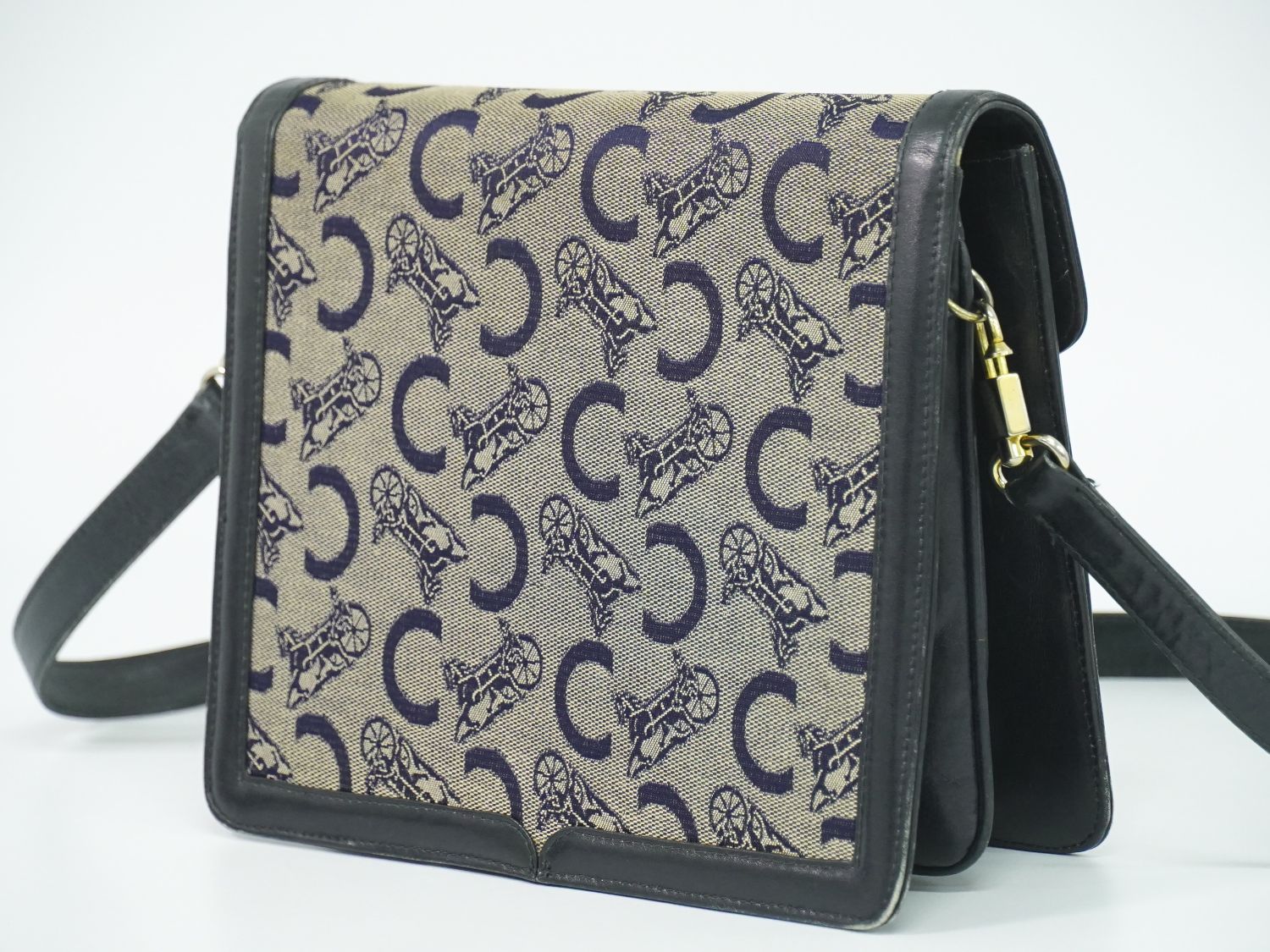 本物 セリーヌ CELINE Cサルキー 馬車金具 ショルダーバッグ