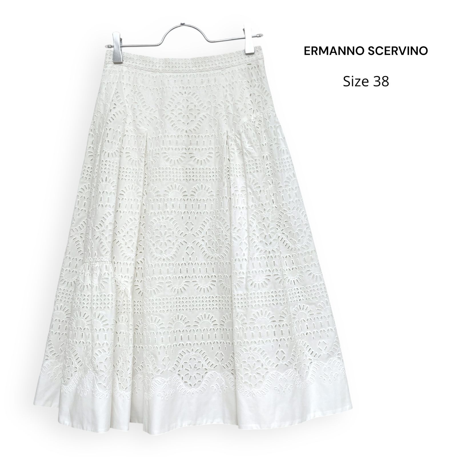 新品未使用タグ付　ERMANNO SCERVINO レースコート　38 ERMANNO SCERVINO エルマンノ シェルヴィーノ レース 刺繍 スカート