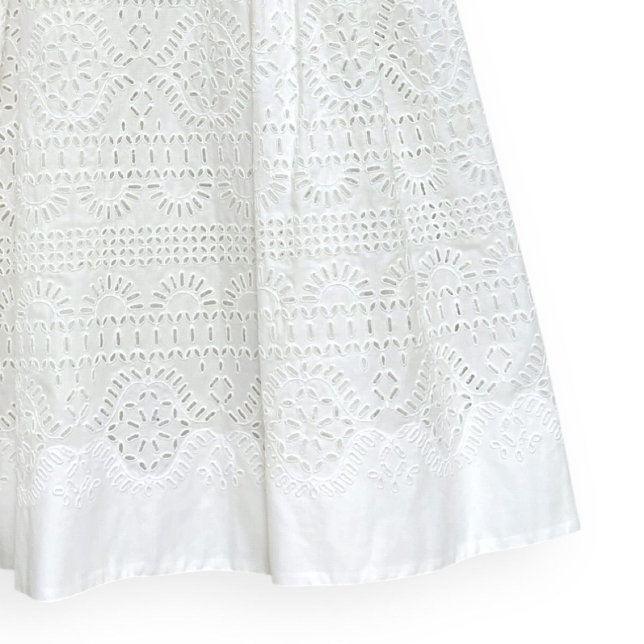 ERMANNO SCERVINO エルマンノ シェルヴィーノ レース 刺繍 スカート