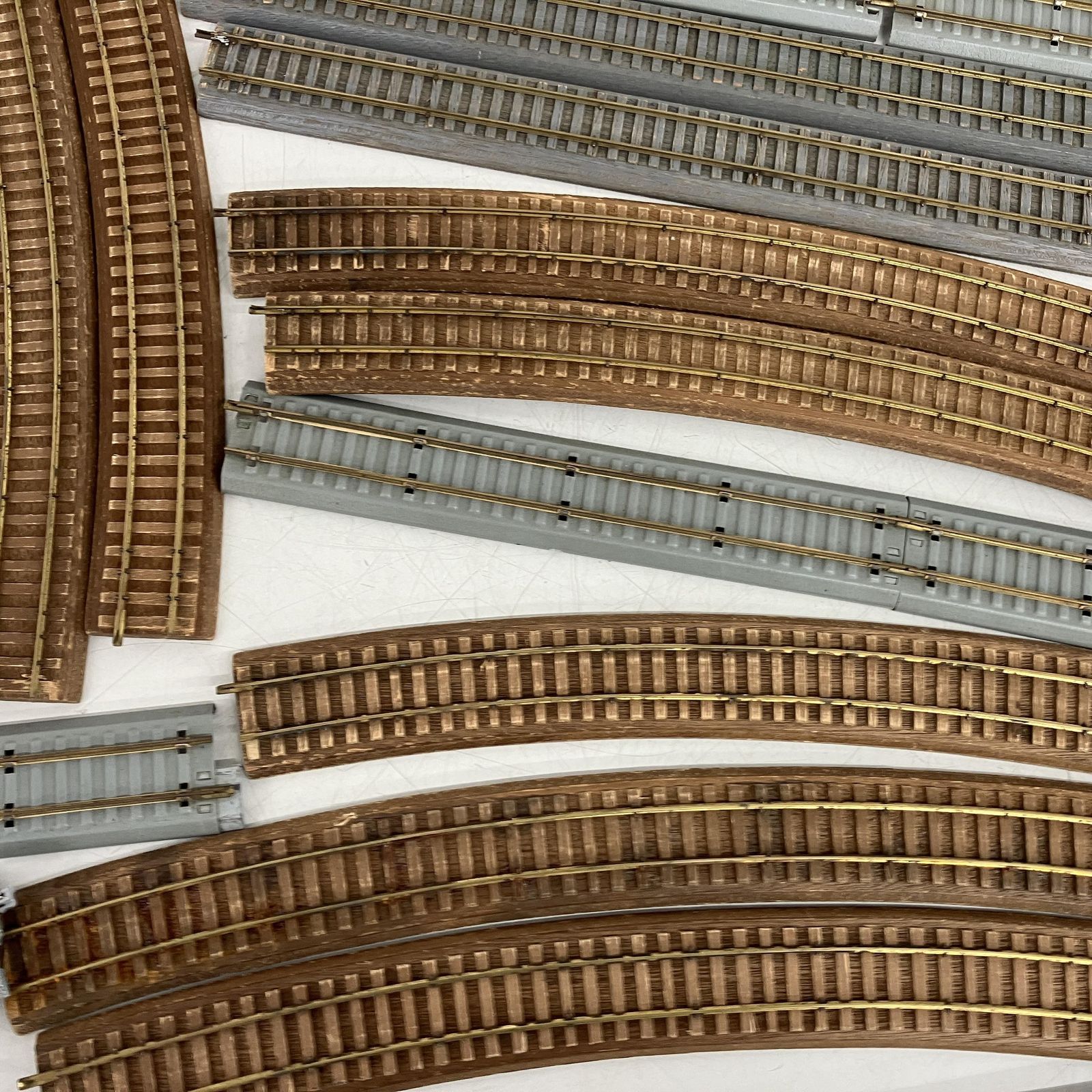 HOゲージ レール おまとめ ストラクチャー 線路 鉄道模型 ジャンク