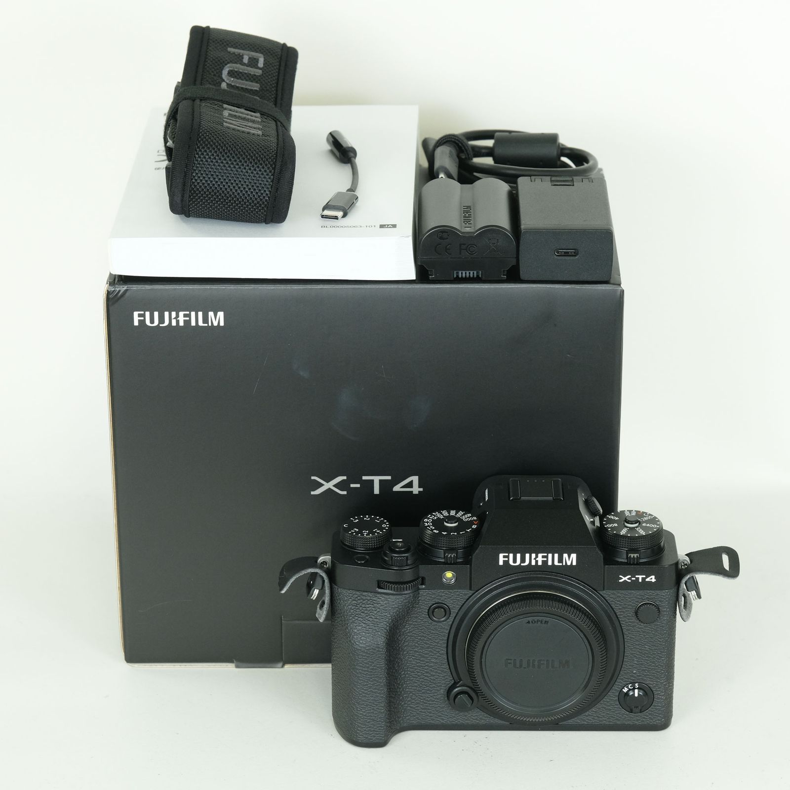 美品 | シャッター数506回] FUJIFILM X-T4 [ボディ ブラック 
