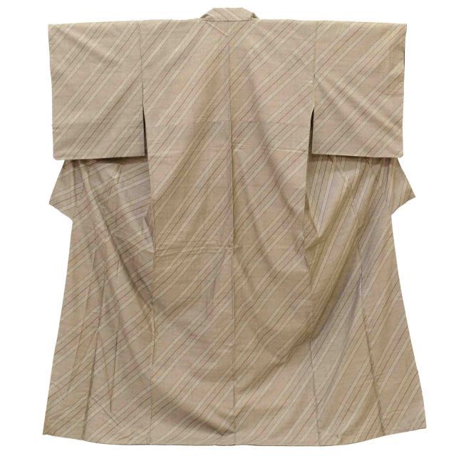本場奄美大島紬 リサイクル着物 着物 正絹 Lサイズ ちょっとふくよかL