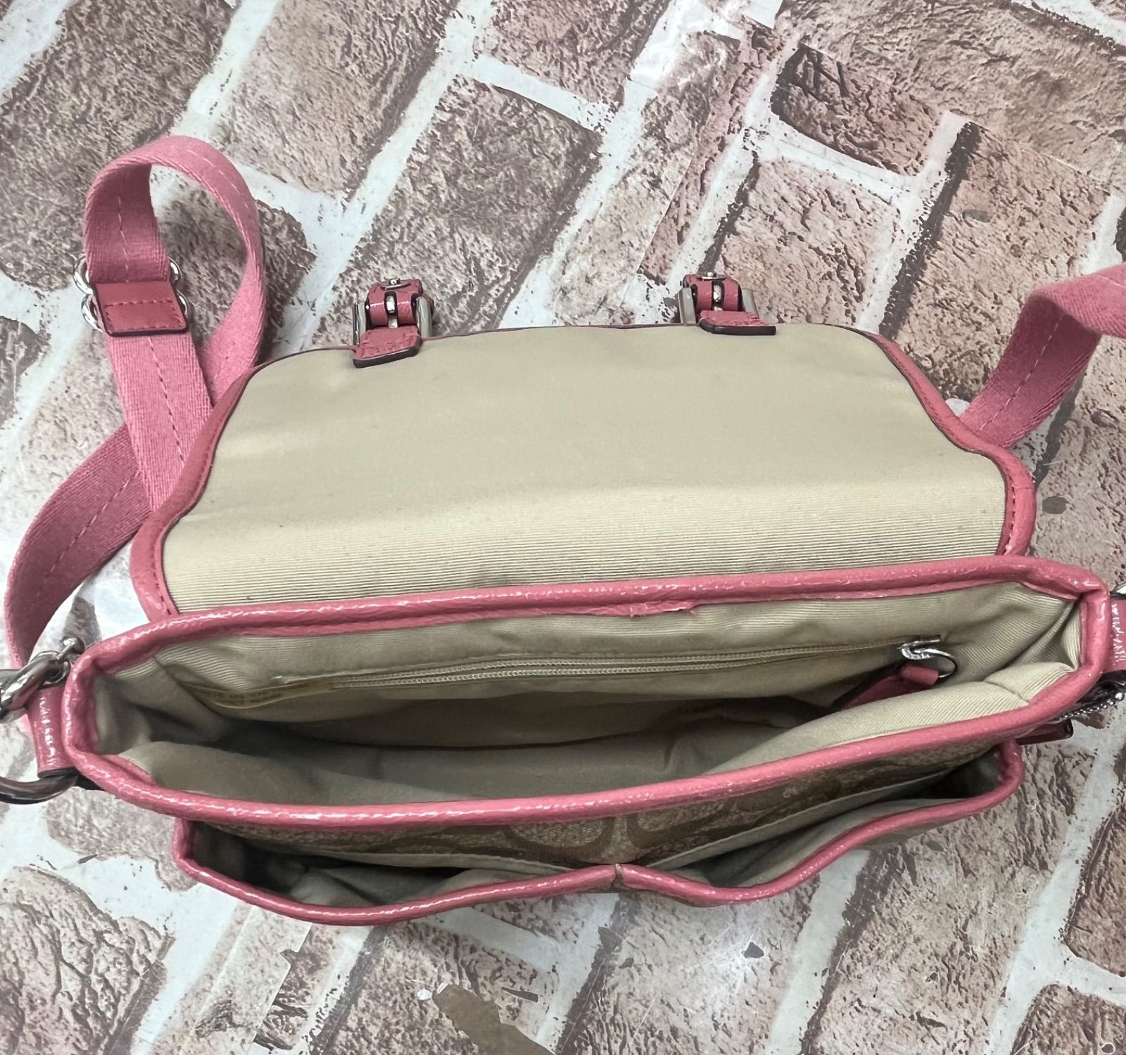 ▽COACH コーチ シグネチャー ミニショルダーバッグ ピンク レザー 