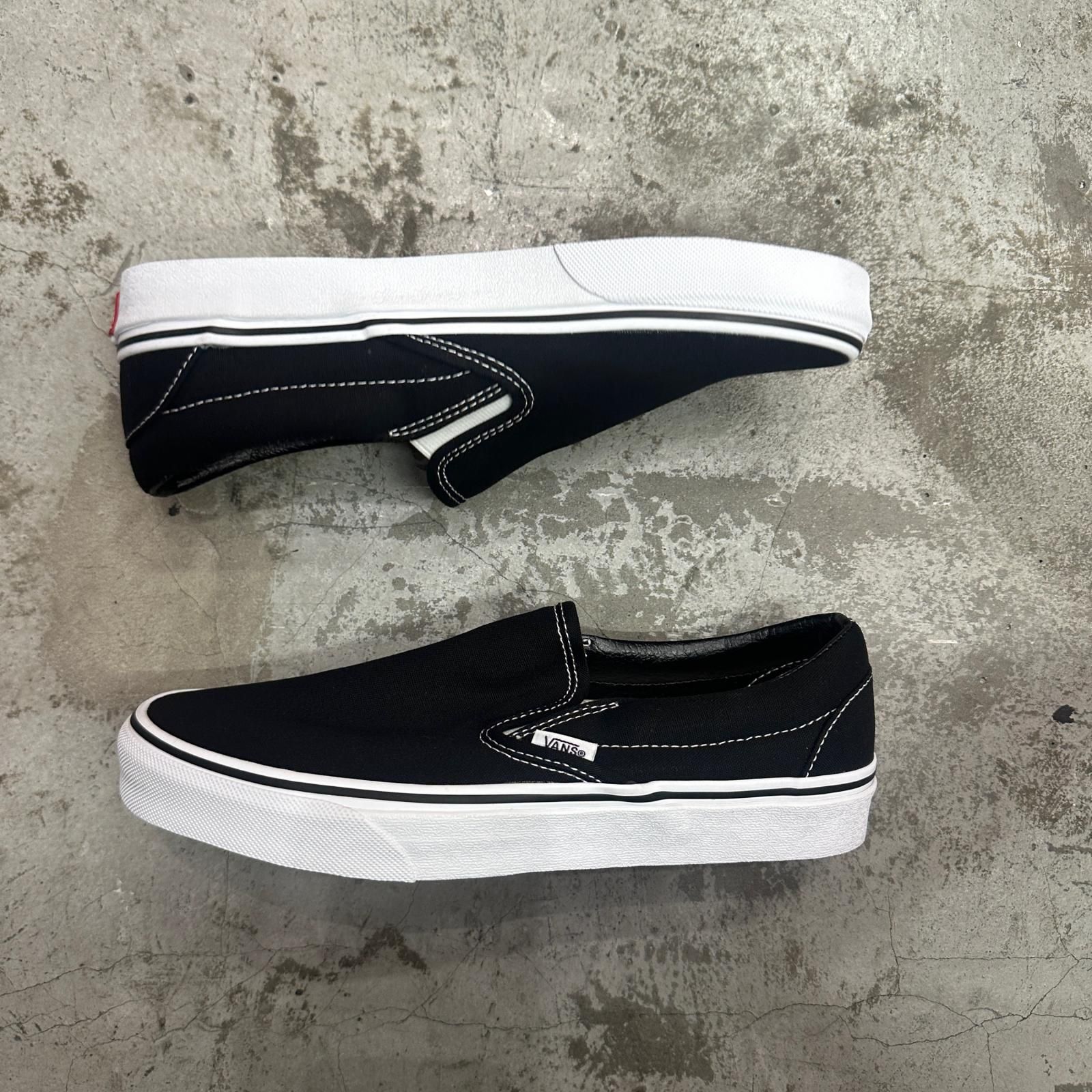 未使用 VANS UA CLASSIC SLIP-ON クラシック スリッポン スニーカー 