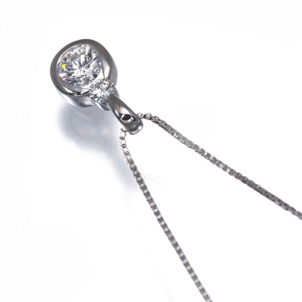 モニッケンダム ネックレス ダイヤ ダイヤモンド 0.32ct/0.07ct Pt900