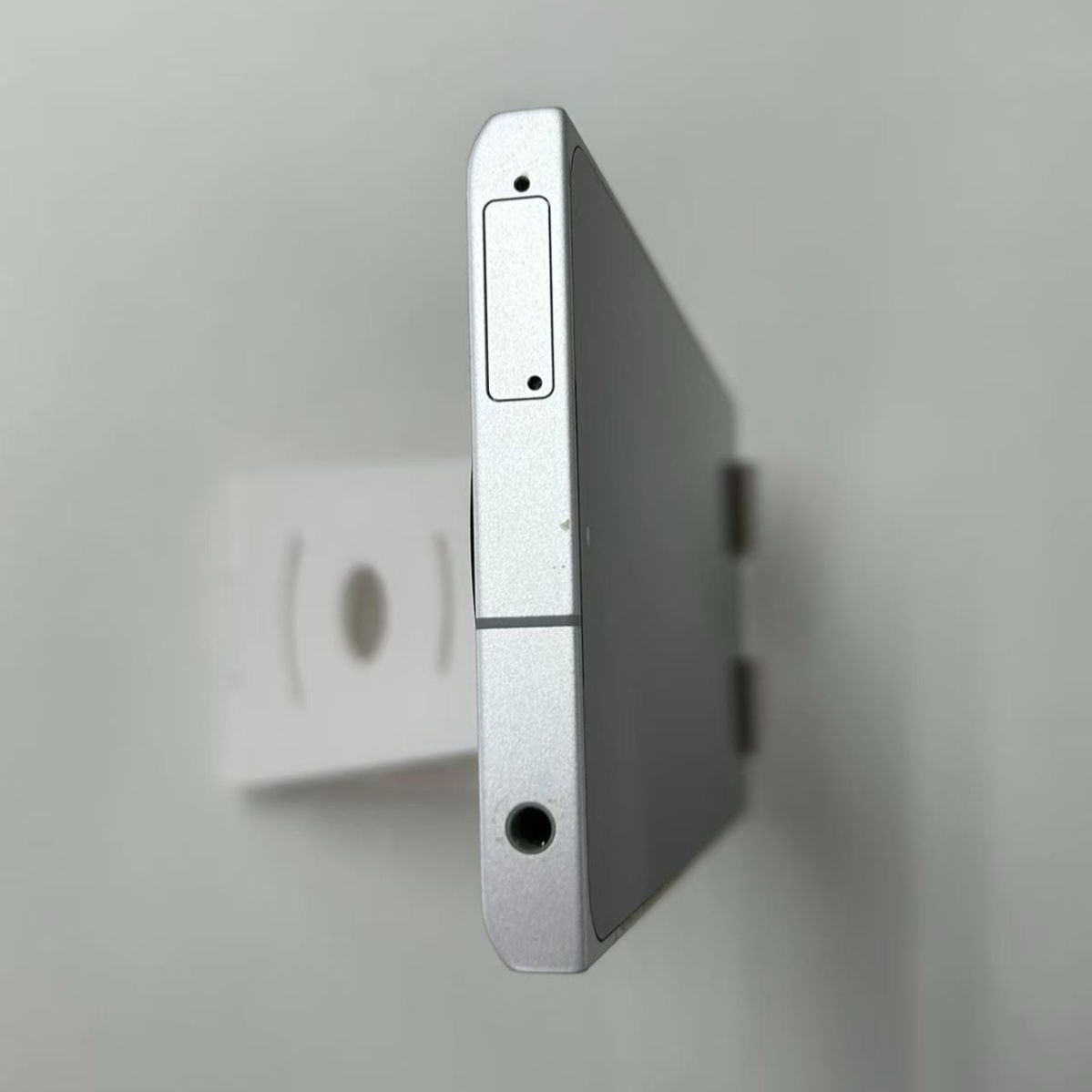 Leitz phone 2 ジャンク品 ホワイト - メルカリ