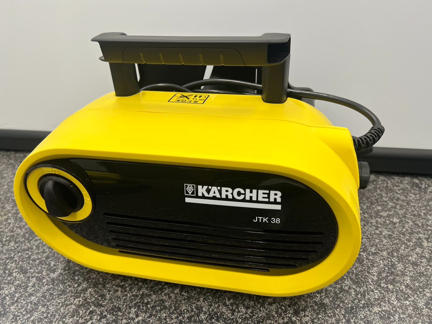 中古美品 KARCHER ケルヒャー 高圧洗浄機 JTK38 - メルカリ