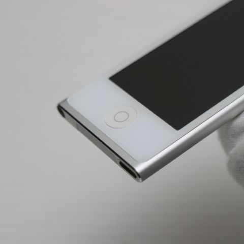 新品同様 iPod nano 第7世代 16GB シルバー 即日発送 MD480J/A MD480J