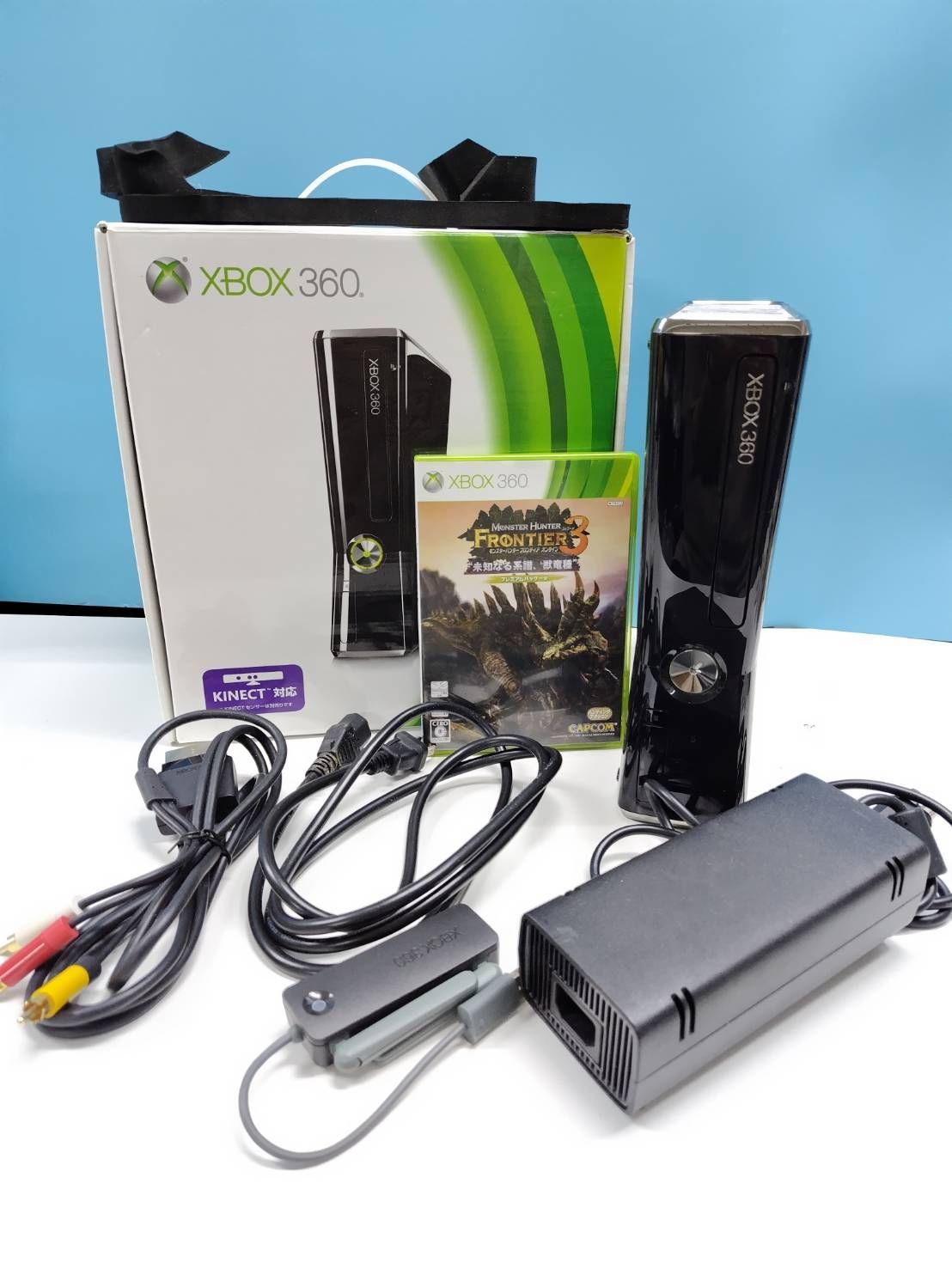 【現状品】XBOX 360 本体/250GB/RKH-00014/おまけソフト付き！