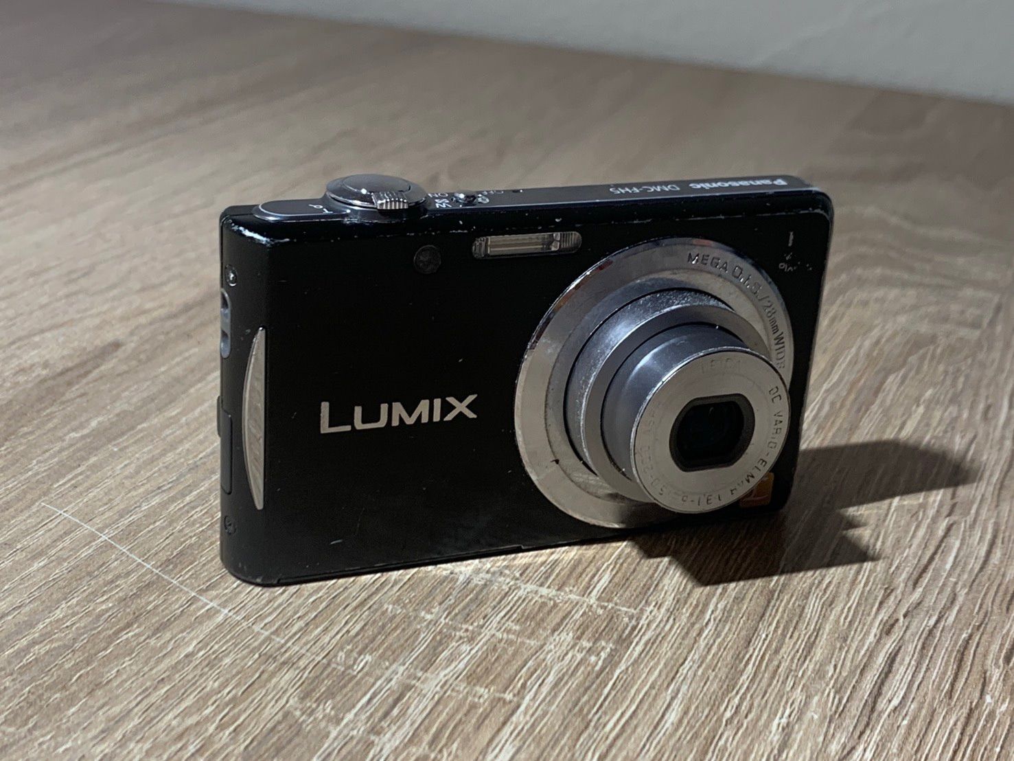 1219 Panasonic Lumix DMC-FH5 ブラック ジャンク品 デジカメ【ネ