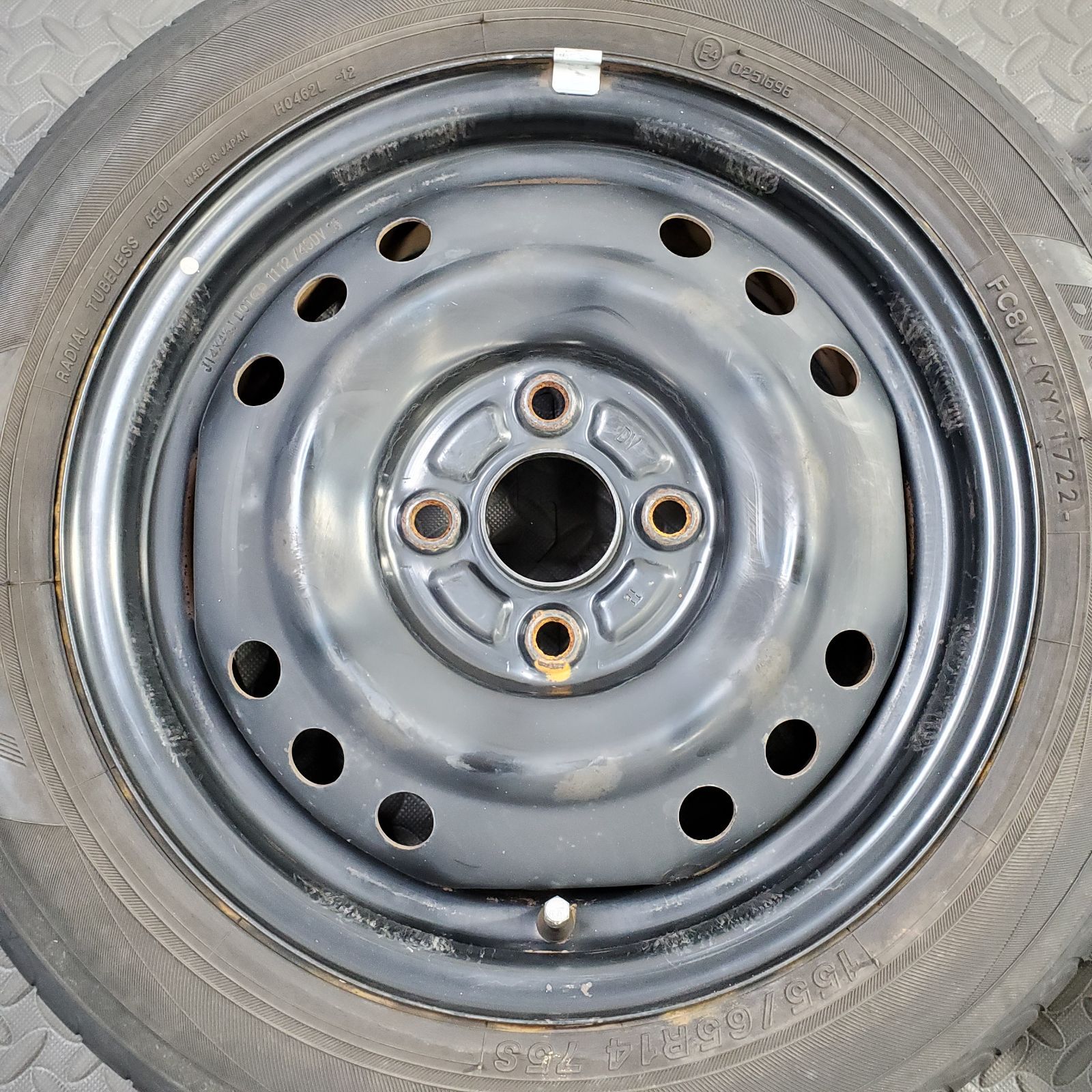 22年製 155/65R14 ヨコハマ ブルーアースAE01 ダイハツ タント ムーヴ
