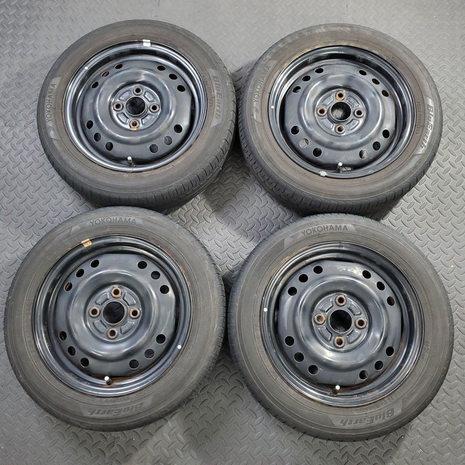 22年製 155/65R14 ヨコハマ ブルーアースAE01 ダイハツ タント ムーヴ