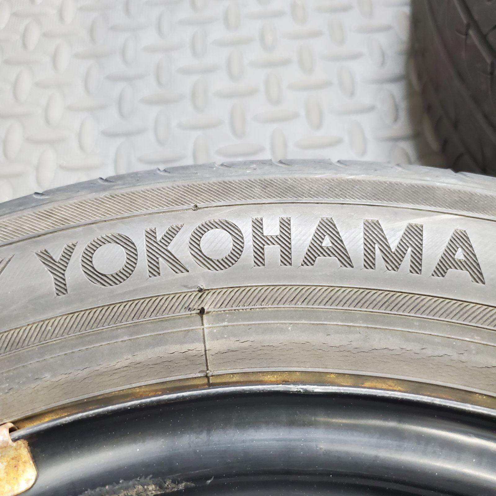 22年製 155/65R14 ヨコハマ ブルーアースAE01 ダイハツ タント ムーヴ