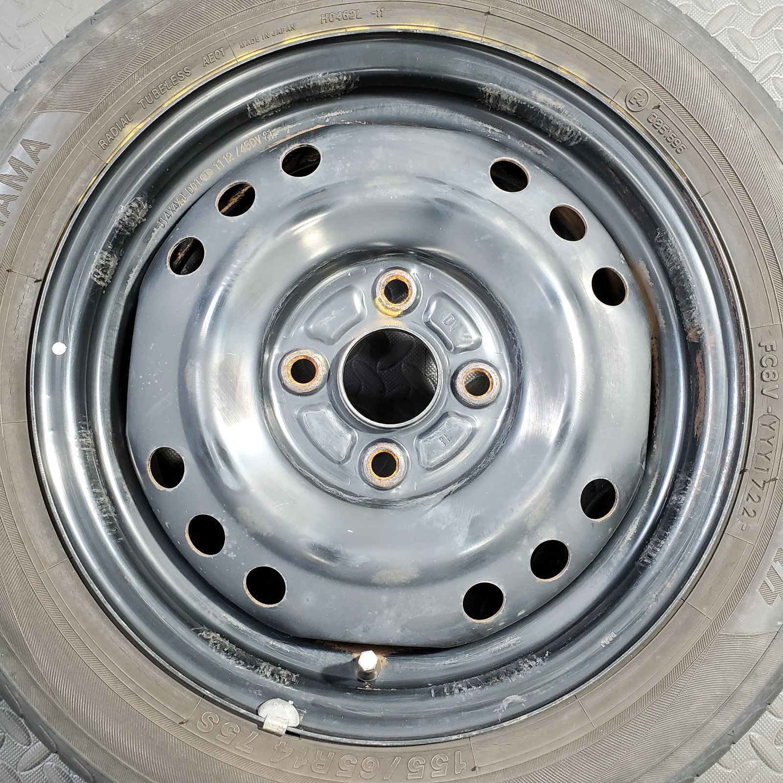 22年製 155/65R14 ヨコハマ ブルーアースAE01 ダイハツ タント ムーヴ