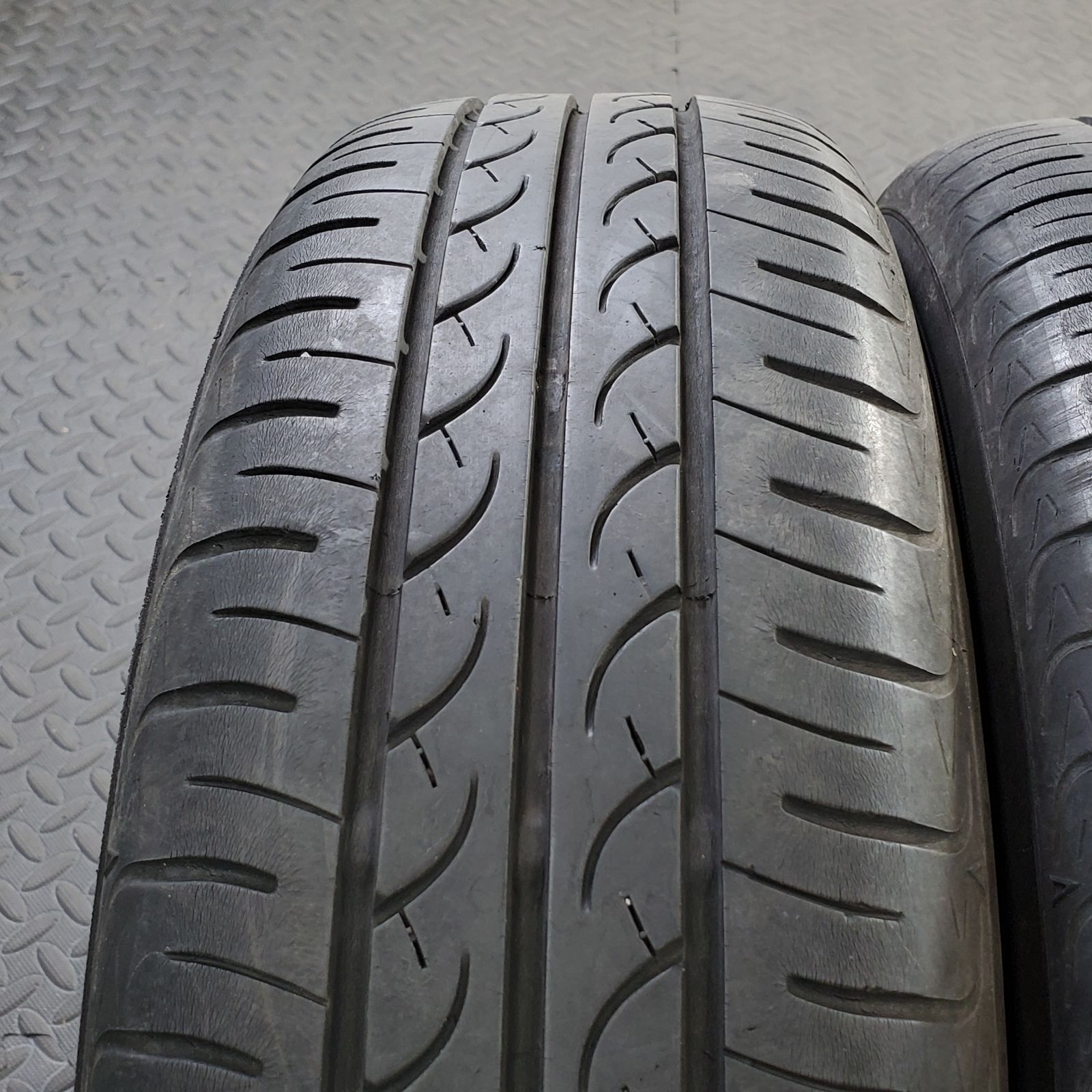 22年製 155/65R14 ヨコハマ ブルーアースAE01 ダイハツ タント ムーヴ