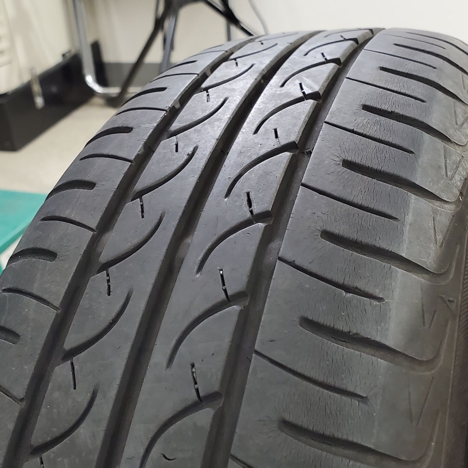 22年製 155/65R14 ヨコハマ ブルーアースAE01 ダイハツ タント ムーヴ